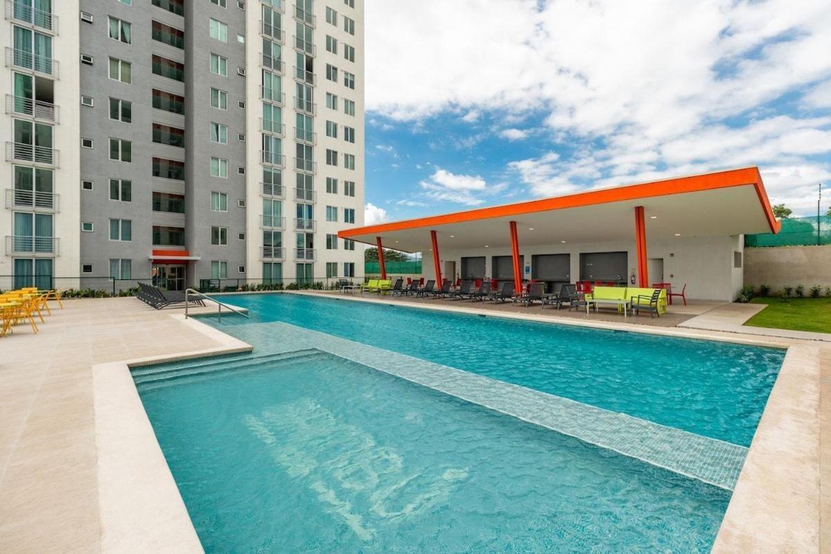 Boho Chic, Apart- Condo Cerca De Sjo Intl Airport 에레디아 외부 사진