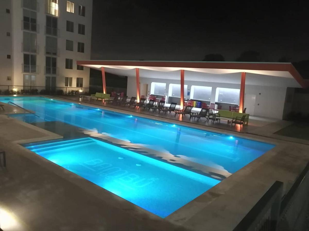 Boho Chic, Apart- Condo Cerca De Sjo Intl Airport 에레디아 외부 사진